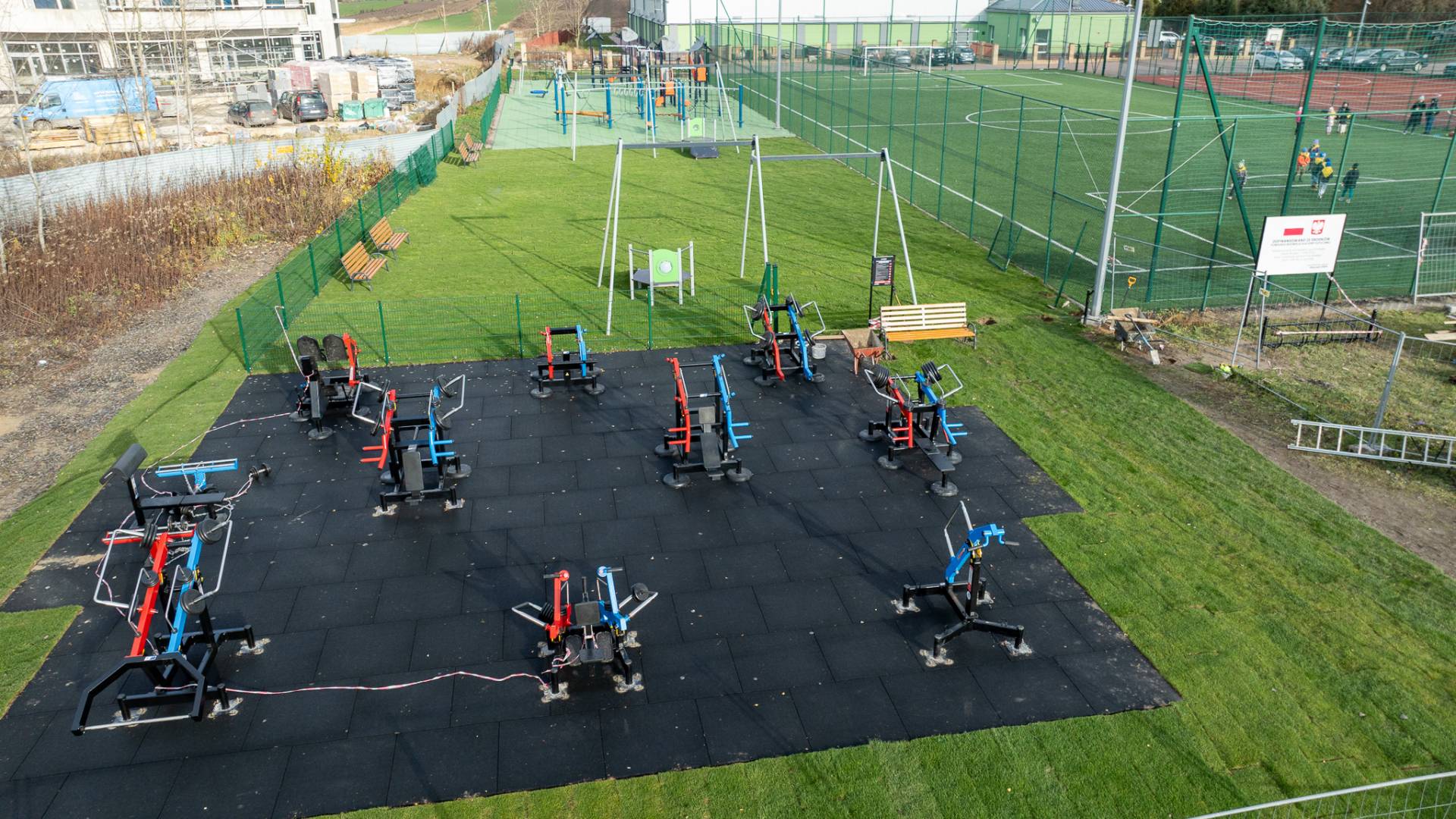 Siłownia za orlikiem