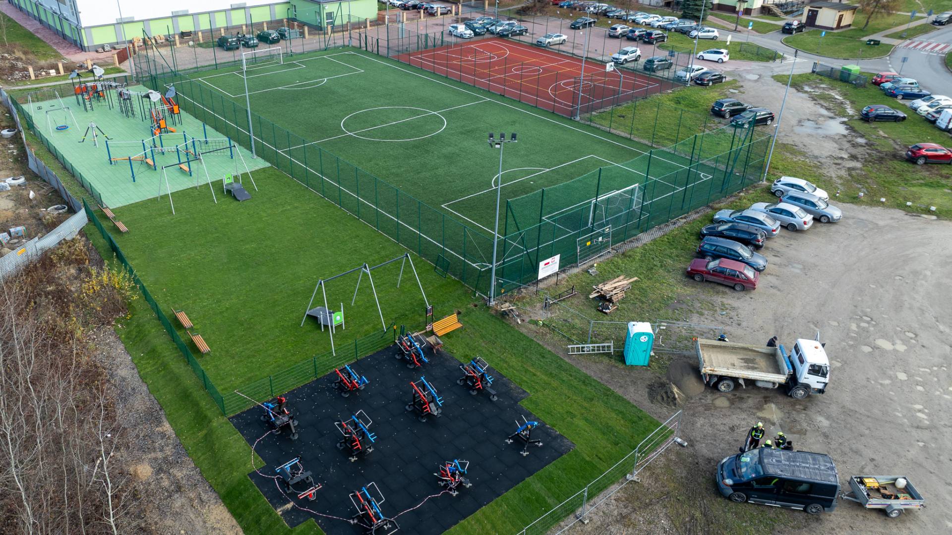 Siłownia za orlikiem