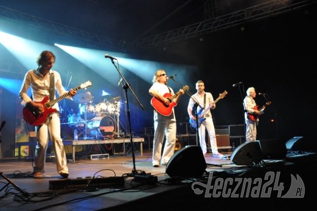 Czerwone Gitary 2011