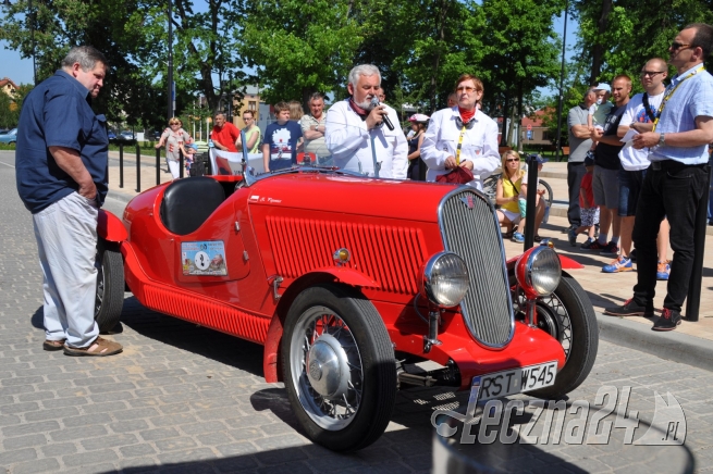 Rajd zabytkowych samochodów - 24 maja 2014 Łęczna