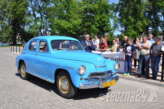 Rajd zabytkowych samochodów - 24 maja 2014 Łęczna