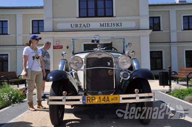Rajd zabytkowych samochodów - 24 maja 2014 Łęczna